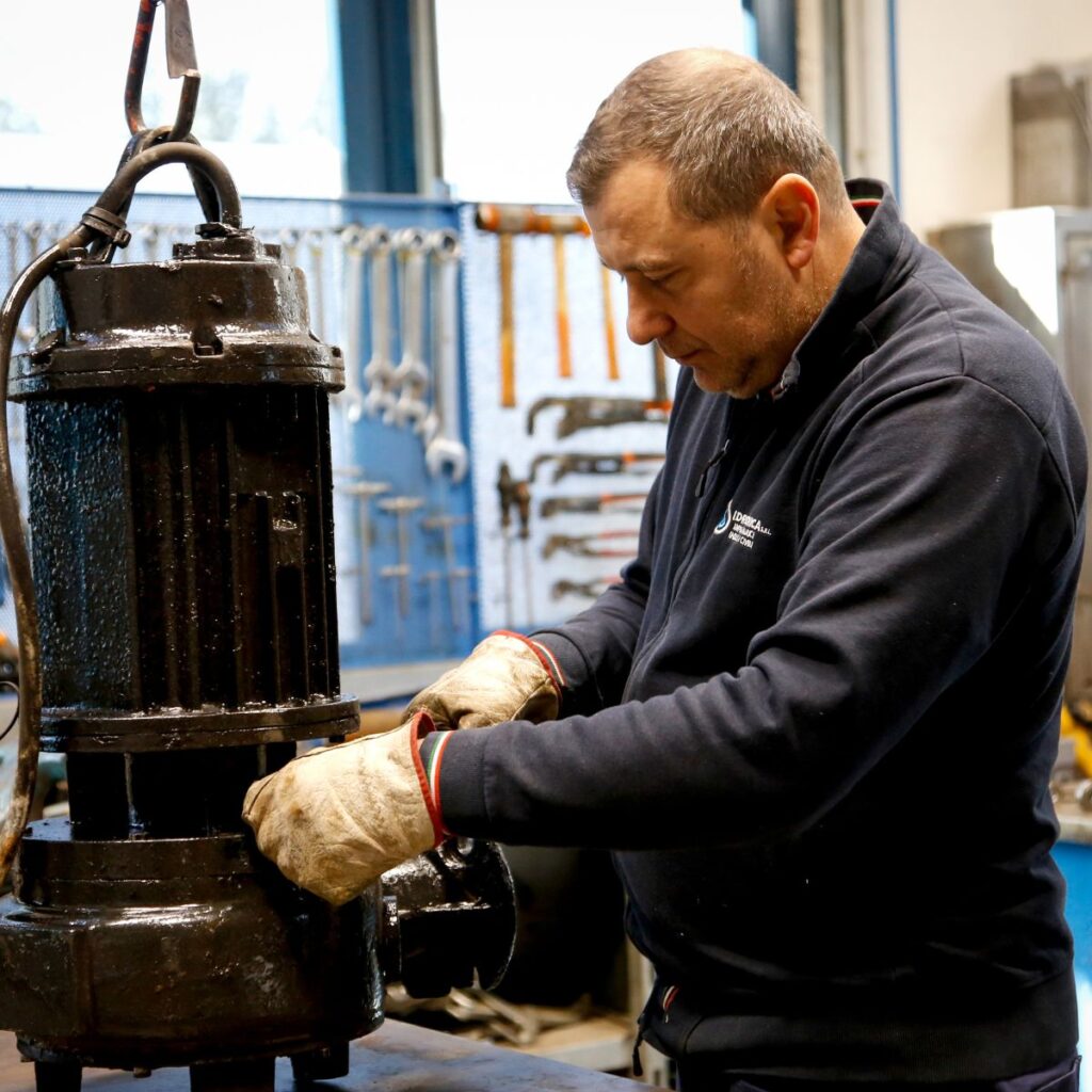 Officina elettromeccanica idrotecnica servizio